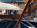 Blick von der Bramsaling aus ca. 40 m Höhe auf das Deck